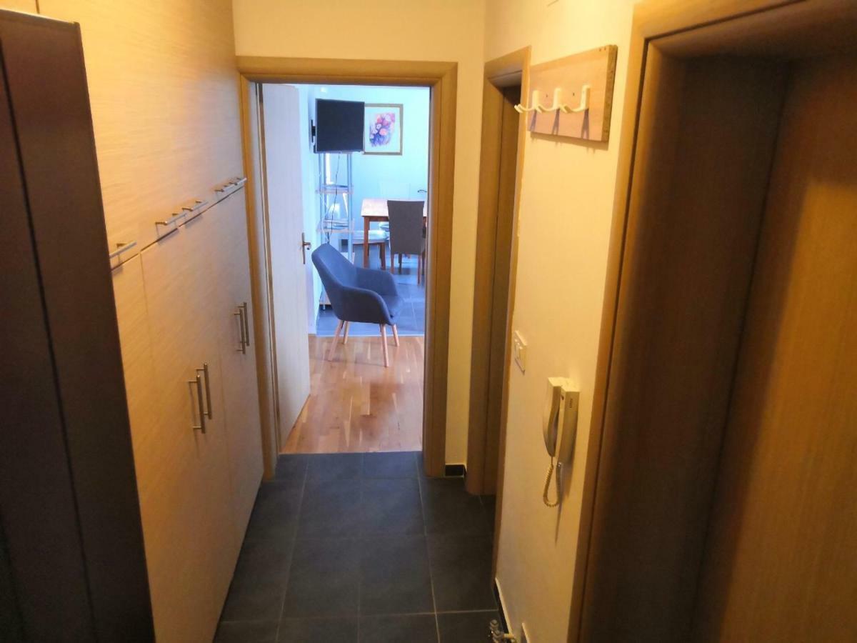 אוסילק Apartman Kiss מראה חיצוני תמונה